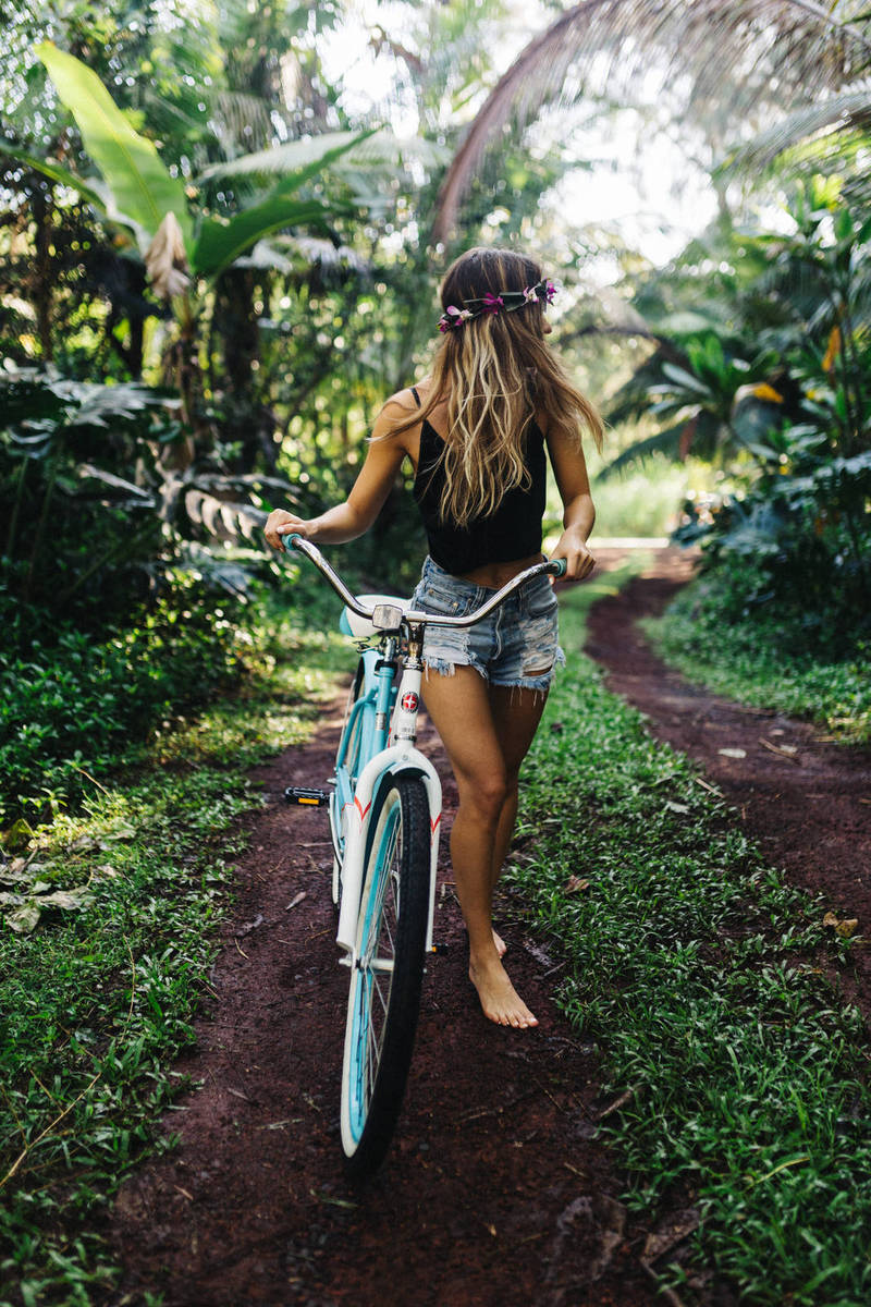 Review: Art-Inspired Interiors To Combine Calming Lifestyle