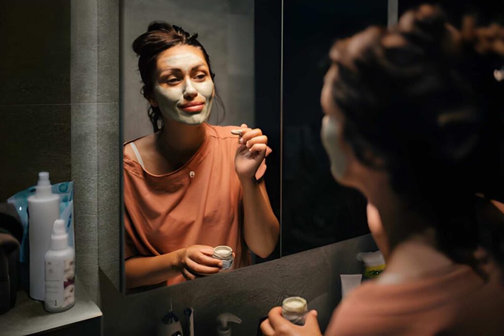 A Perfect Night Skincare Routine for Glowing Skin Night Skincare Routine